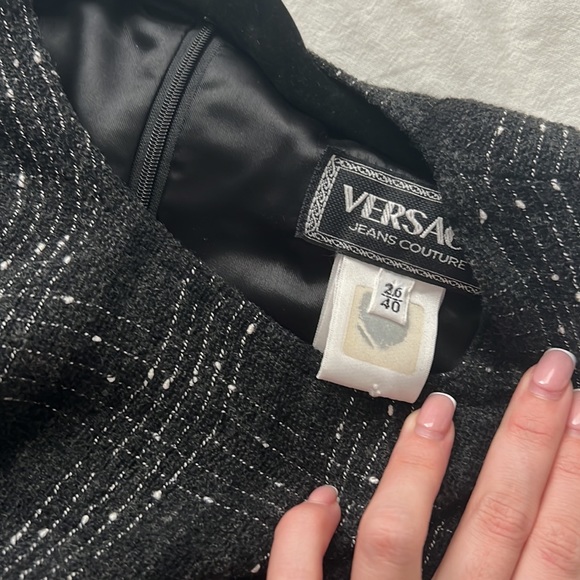 Vintage Versace Size small 26 40 black tweed cute - Picture 3 of 4